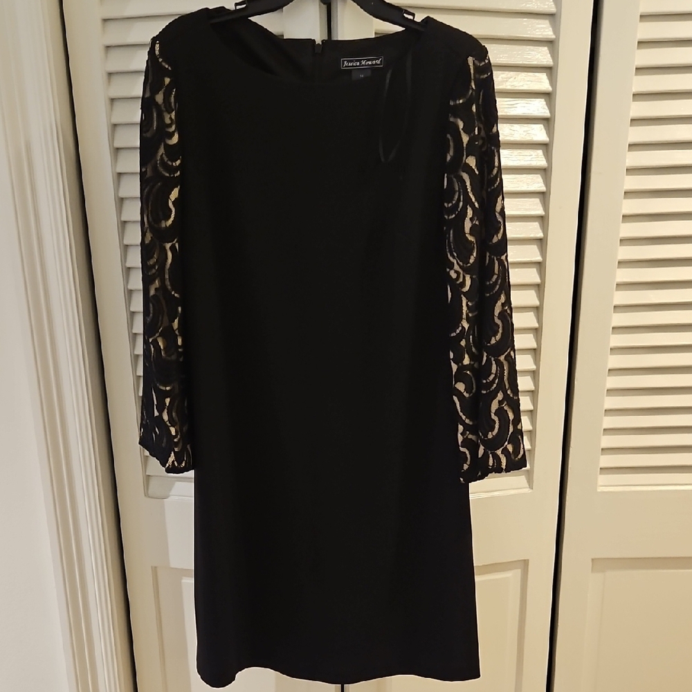 Jessica Howard Black and Tan Sheath Dress with Long Bishop Sleeves for Cocktail